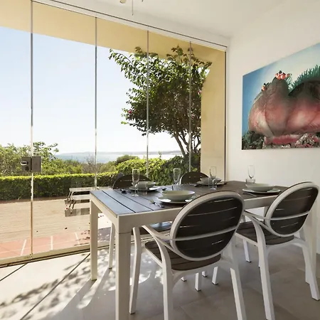 Frontline 2bed Marina Bay * Estepona